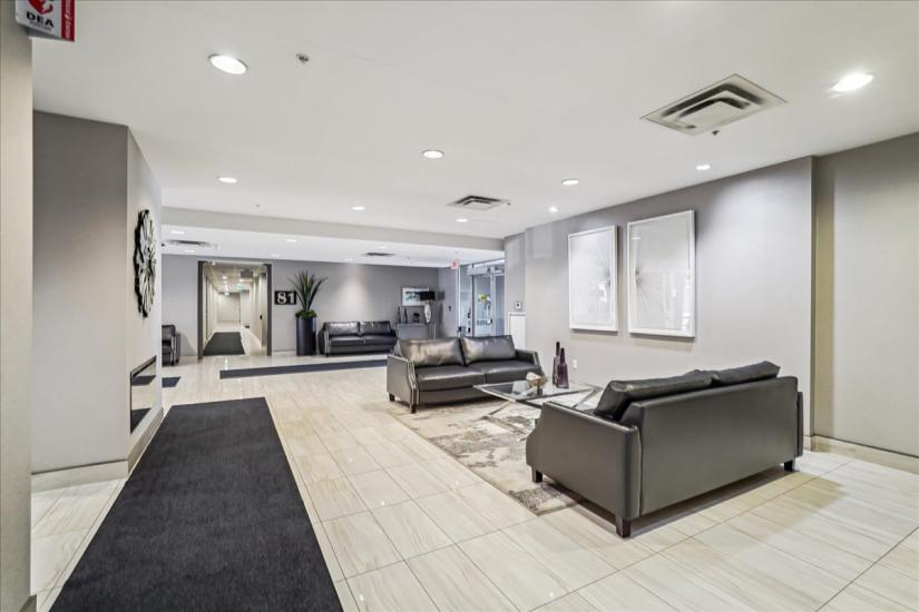Property listing for #809-81 Robinson St., Hamilton, ON