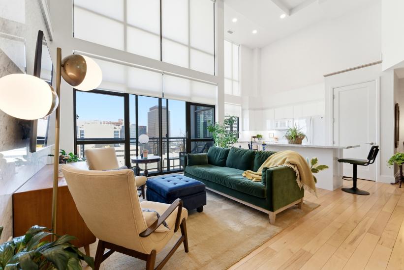 Property listing for #PH4-112 King St. E., Hamilton, ON