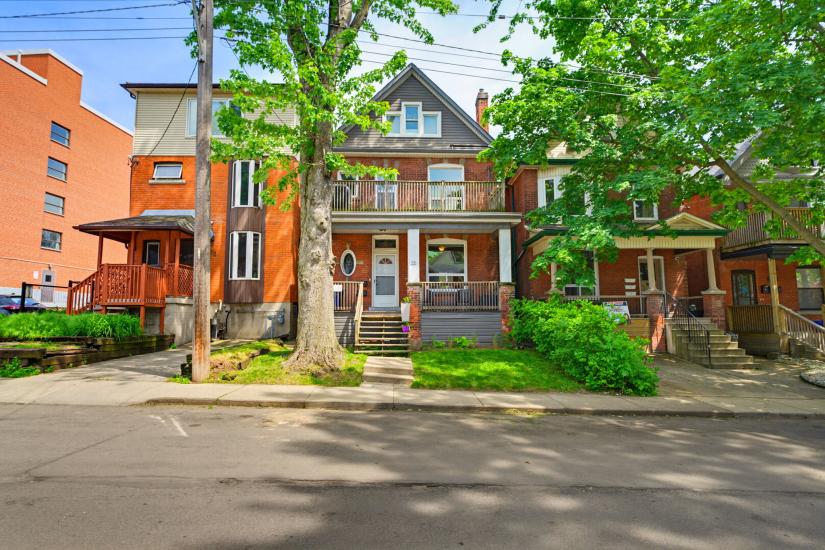 Property listing for #1-25 Strathcona Ave. S., Hamilton, ON