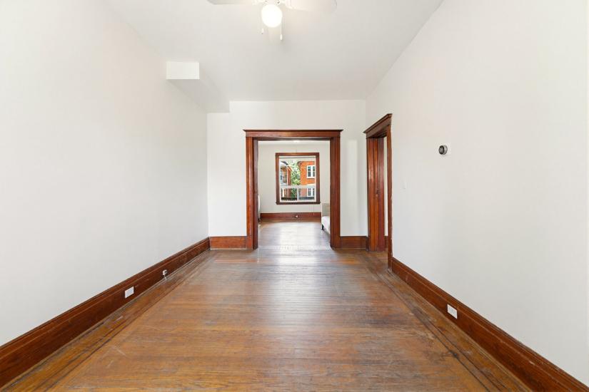 Property listing for #1-25 Strathcona Ave. S., Hamilton, ON