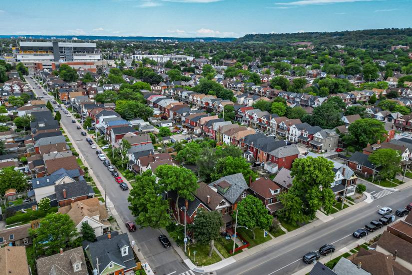 Property listing for 86 Sherman Ave. N., Hamilton, ON