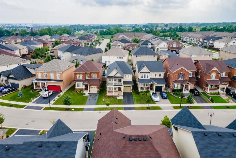 Property listing for 124 Springview Dr., Waterdown, Ontario