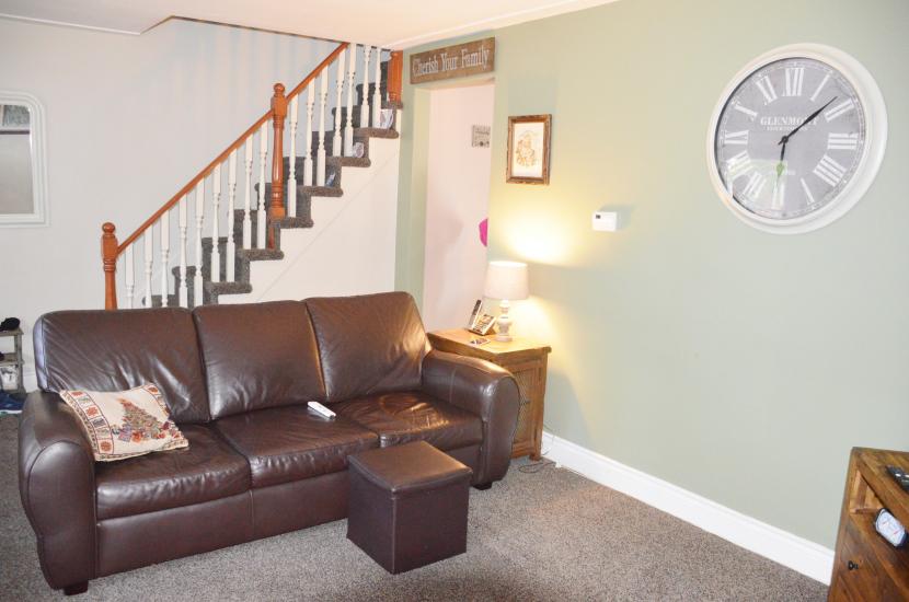 Property listing for 108 Mountain Ave. N., Stoney Creek, ON