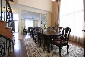 Property listing for 3 Pickard Ave., Ancaster, ON