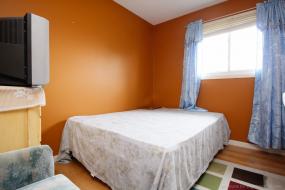 Property listing for #79-175 Queen Victoria Dr., Hamilton, ON