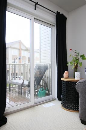 Property listing for #8-11 Stockbridge Gardens, Stoney Creek, ON