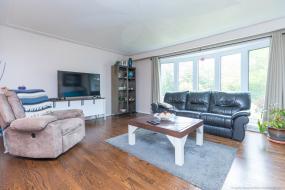 Property listing for 304 Mount Albion Rd., Hamilton, ON