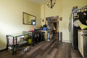 Property listing for 7 Madison Ave., Hamilton, ON