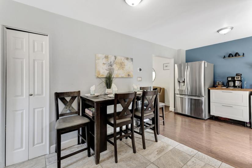 Property listing for 20 Bywood Cres., Stoney Creek, ON