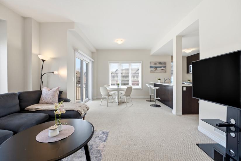 Property listing for #160-77 Diana Ave., Brantford, ON