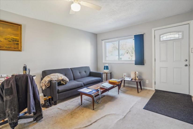 Property listing for 276 Ivon Ave., Hamilton, ON