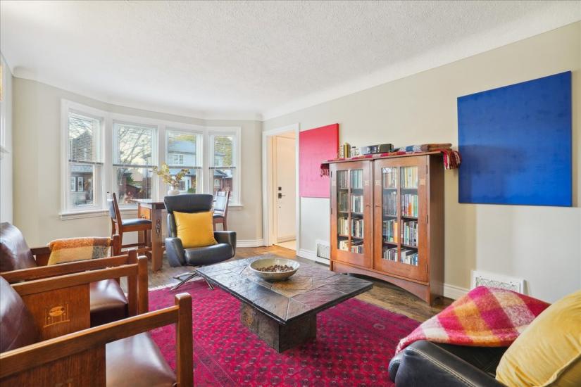 Property listing for 56 Uplands Ave., Hamilton, ON