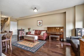 Property listing for 39 Forest Valley Cres., Dundas, ON