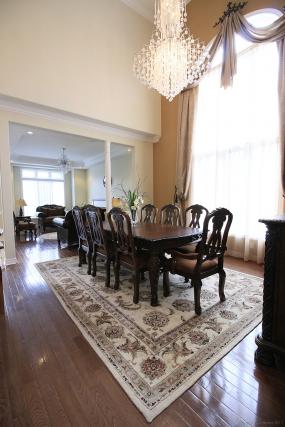 Property listing for 3 Pickard Ave., Ancaster, ON
