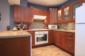 Property listing for 3 Tweedsmuir Ave., Dundas, ON