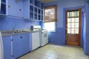 Property listing for 9 Barnesdale Ave. S., Hamilton, ON