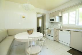 Property listing for 36 Terrace Dr., Dundas, ON