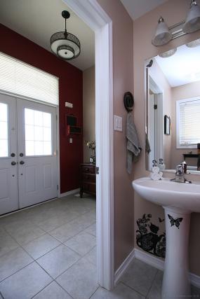 Property listing for 47 Brigham Ave., Binbrook, ON