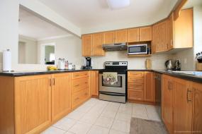 Property listing for 663 Dunn Ave., Hamilton, ON