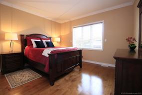 Property listing for #11-10 Greenbrook Dr., Stoney Creek, ON