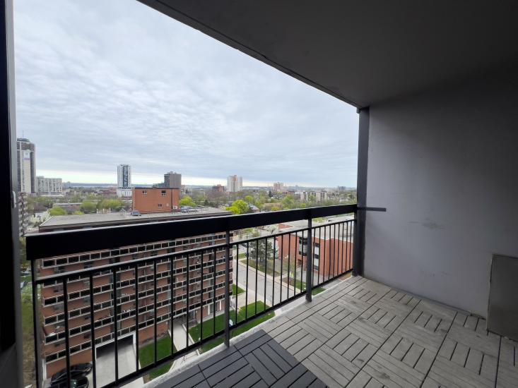 Property listing for #1001-150 Charlton Ave. E., Hamilton, ON