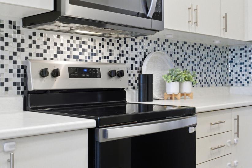 Property listing for 40 Zinfandel Dr. Unit #38, Stoney Creek, ON