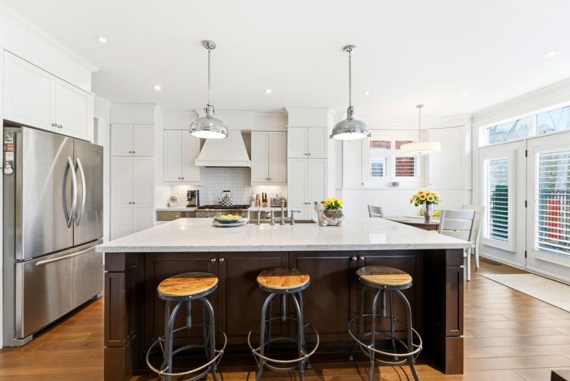 Property listing for 67 Alma St., Dundas, ON