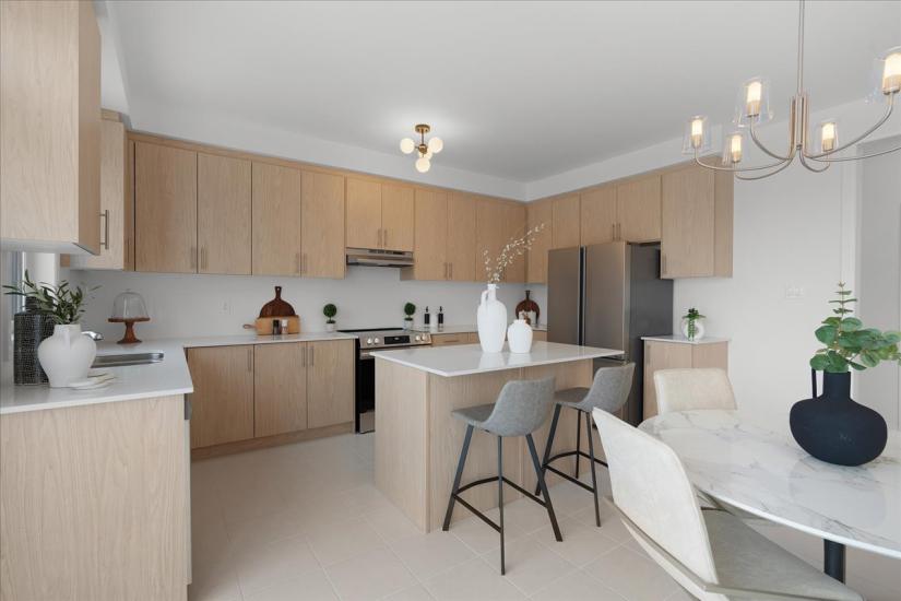 Property listing for 628 Windwood Drive, Binbrook, ON