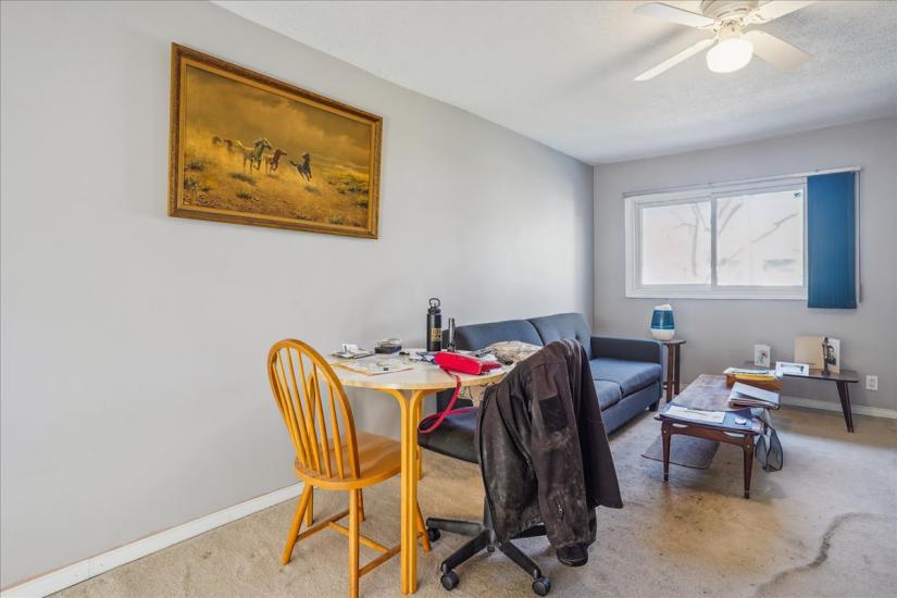 Property listing for 276 Ivon Ave., Hamilton, ON