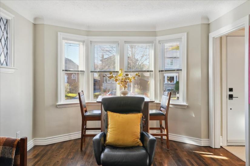 Property listing for 56 Uplands Ave., Hamilton, ON