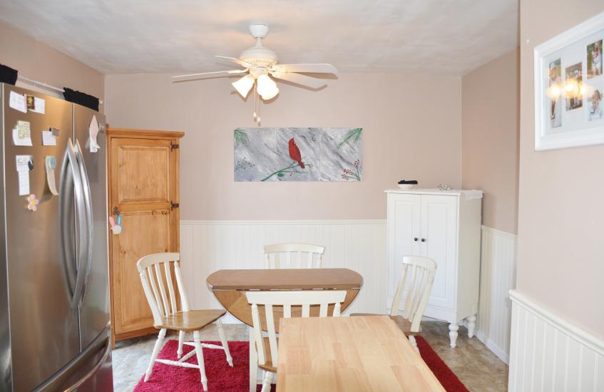 Property listing for 108 Mountain Ave. N., Stoney Creek, ON