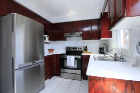 Property listing for 39 Benvenuto Cres., Hamilton, ON