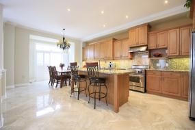 Property listing for 3 Pickard Ave., Ancaster, ON