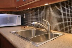 Property listing for 3 Tweedsmuir Ave., Dundas, ON