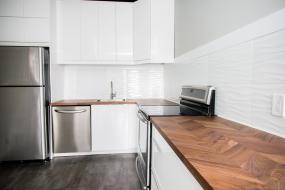 Property listing for 230 Birge St., Hamilton, ON