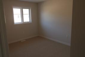 Property listing for 17 Beau Chatel Lane, Grimsby, ON