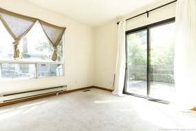Property listing for 43 Westwood Ave., Hamilton, Ontario