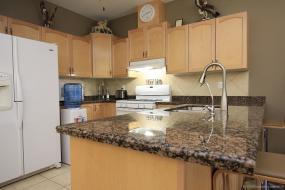 Property listing for #82-48 Manitoulin Trail, Hamilton, Ontario