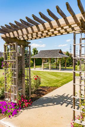 Property listing for #82-48 Manitoulin Trail, Hamilton, Ontario