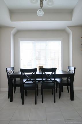Property listing for #8-11 Stockbridge Gardens, Stoney Creek, ON