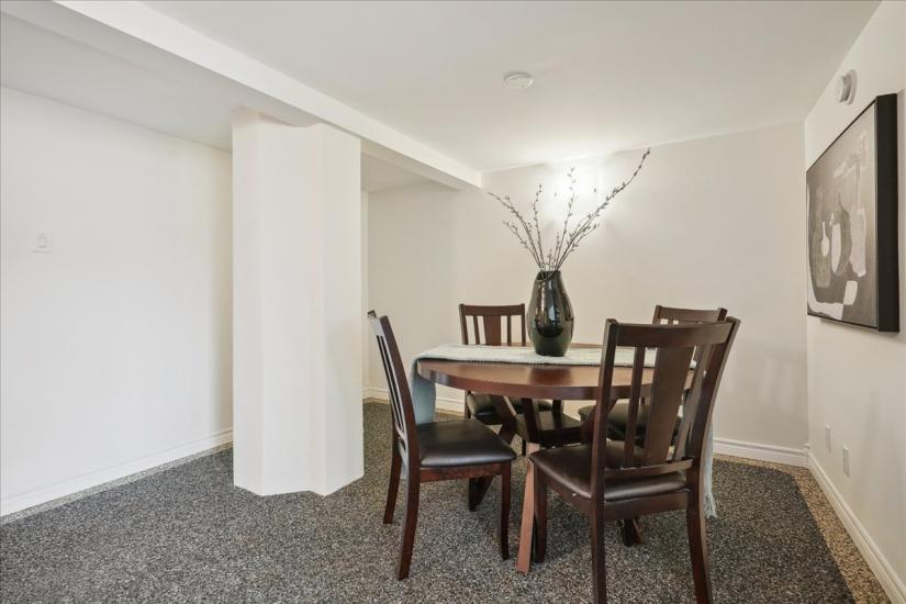 Property listing for #313-50 Main St., Dundas, ON