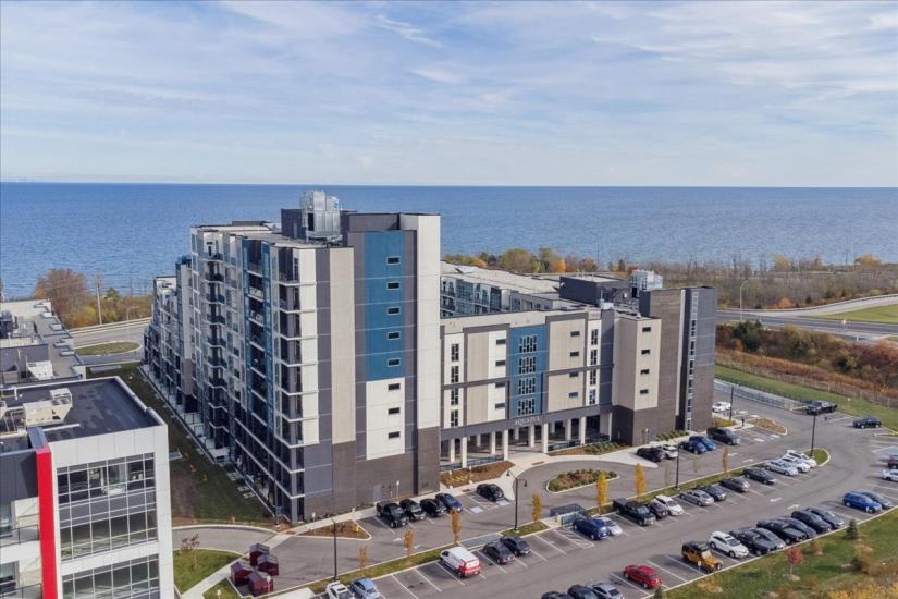 Property listing for #149-16 Concord Place, Grimsby, ON
