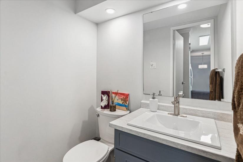 Property listing for #305-222 Jackson St. W., Hamilton, ON