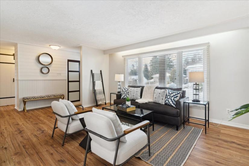 Property listing for 23 Lorne Ave., Hamilton, ON