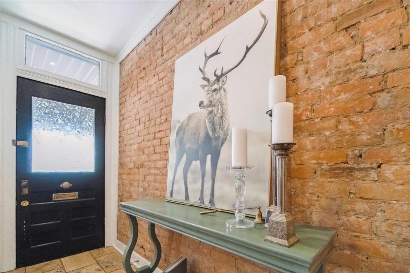 Property listing for 310 Locke St. S., Hamilton, ON