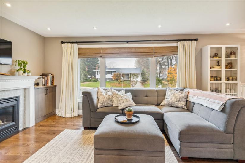 Property listing for 9 Holbrook Rd., Hamilton, ON