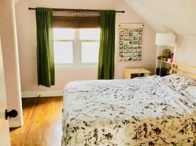 Property listing for 143 Cline Ave. S., Hamilton, ON