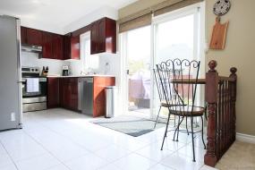 Property listing for 39 Benvenuto Cres., Hamilton, ON