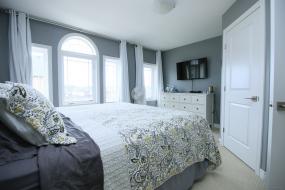 Property listing for #10-201 Westbank Trail, Stoney Creek, ON