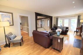 Property listing for 510 Scenic Dr., Hamilton, ON